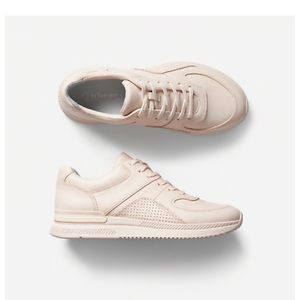 Everlane pink “The trainer”